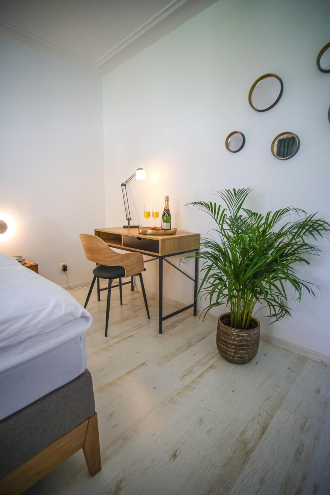 Zentral - Gemuetlich - Kueche - Balkon - Garage Διαμέρισμα Bad Lippspringe Εξωτερικό φωτογραφία